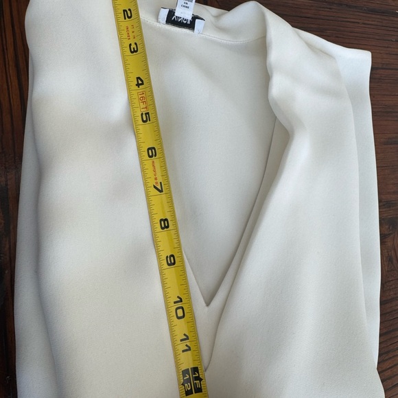 Vince - Picture 7 of 9